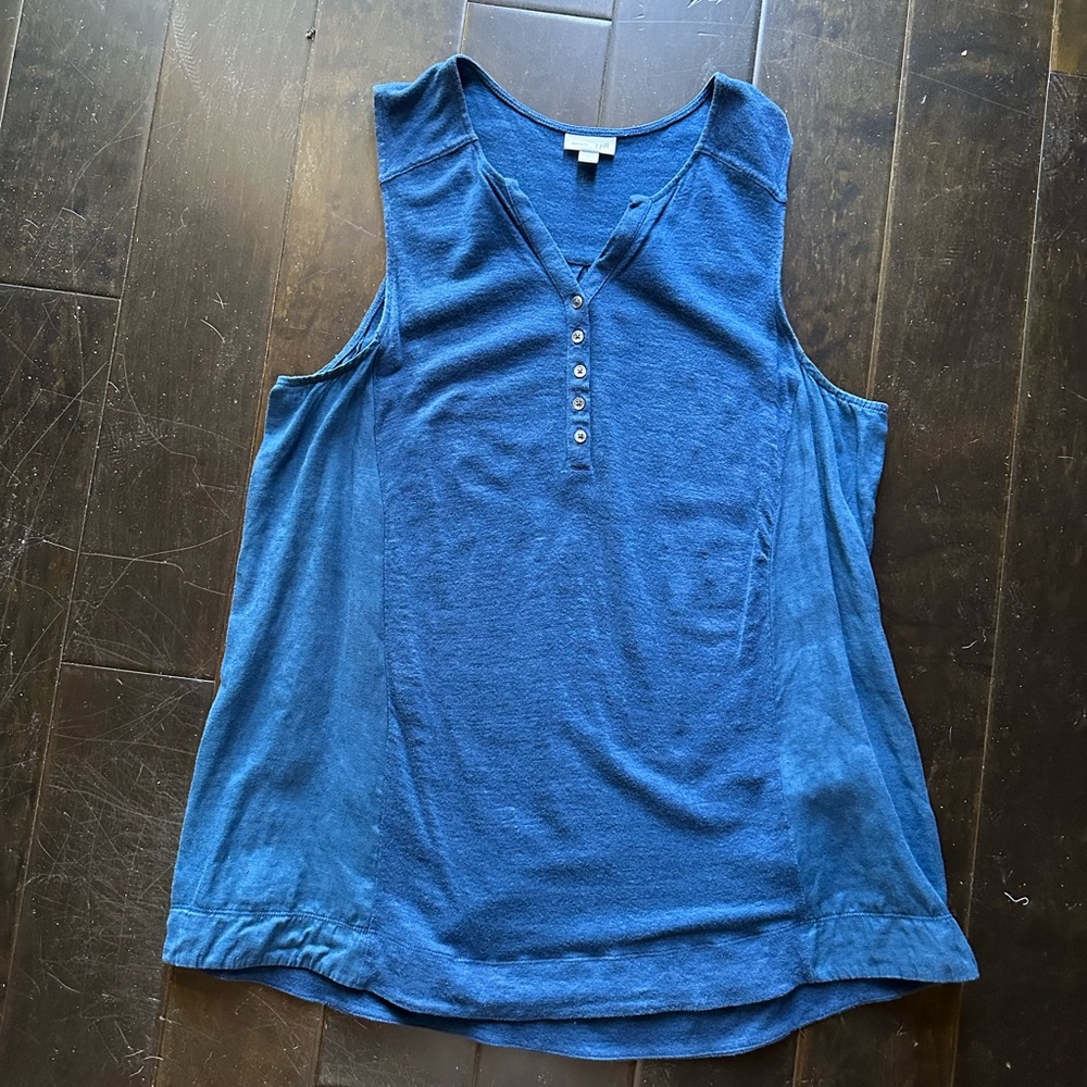 J JILL Beautiful Blue Tunic in LINEN V-Neck with BUTTON detail “L”